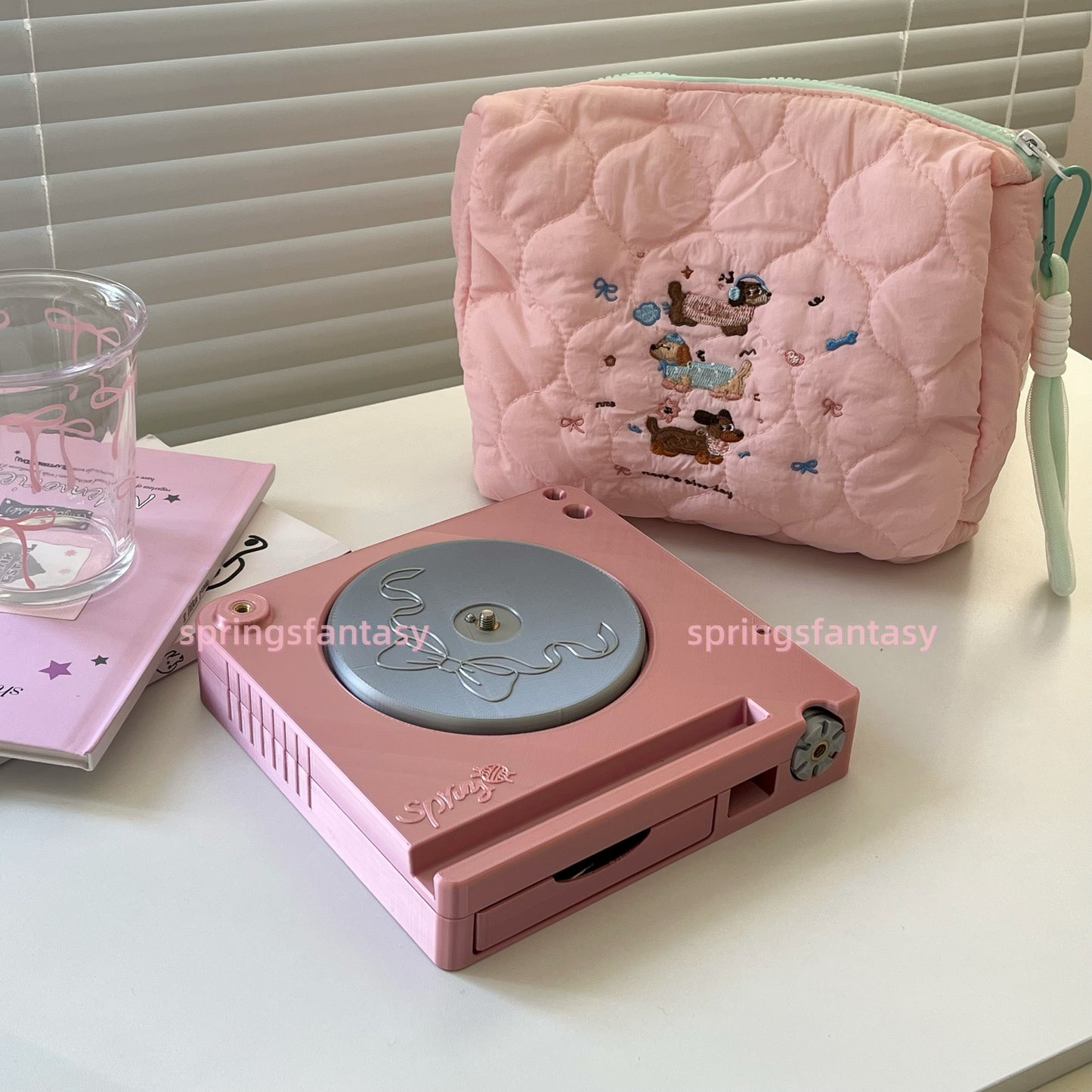 Shiny Portable Multi-Functional Yarn Spool Box