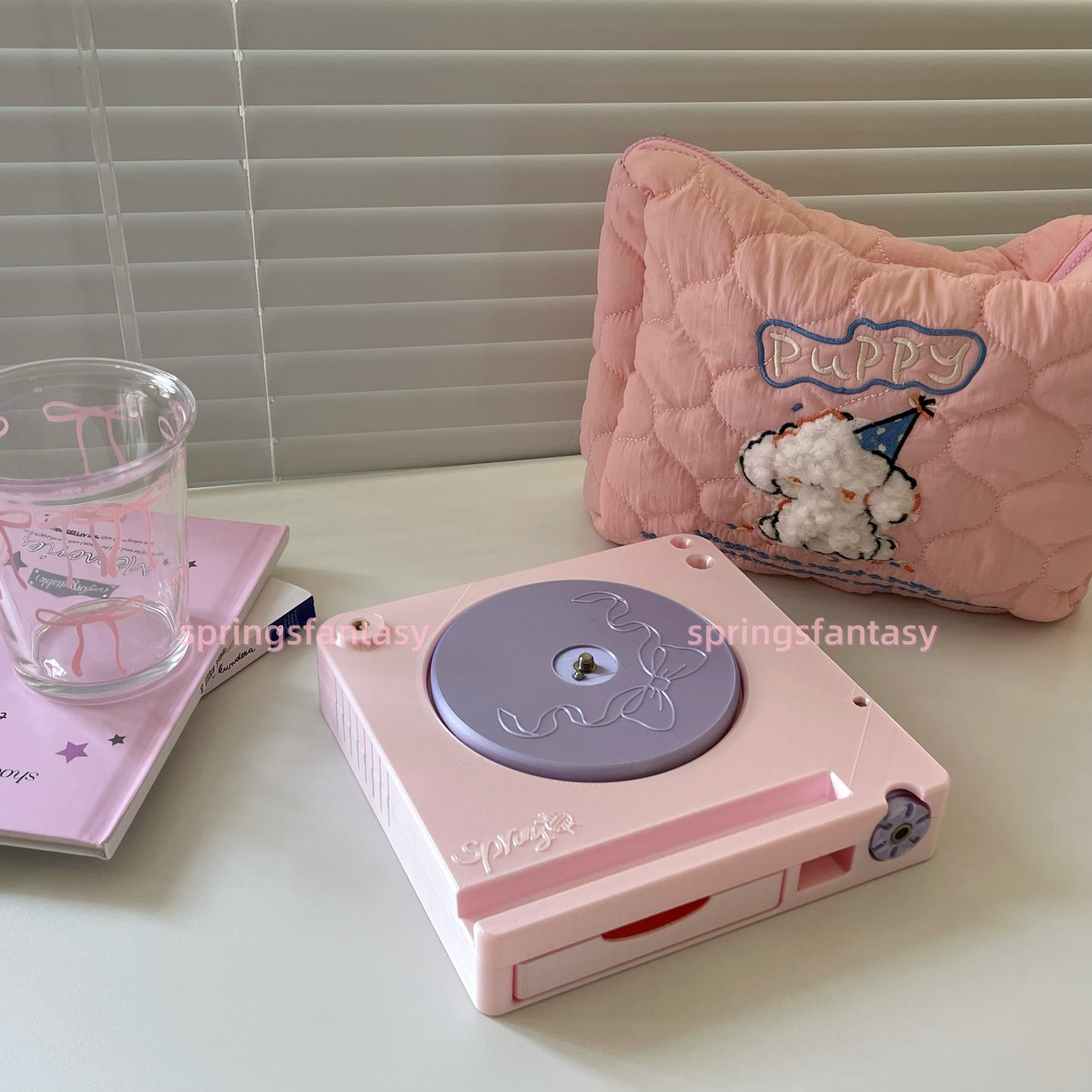 Shiny Portable Multi-Functional Yarn Spool Box