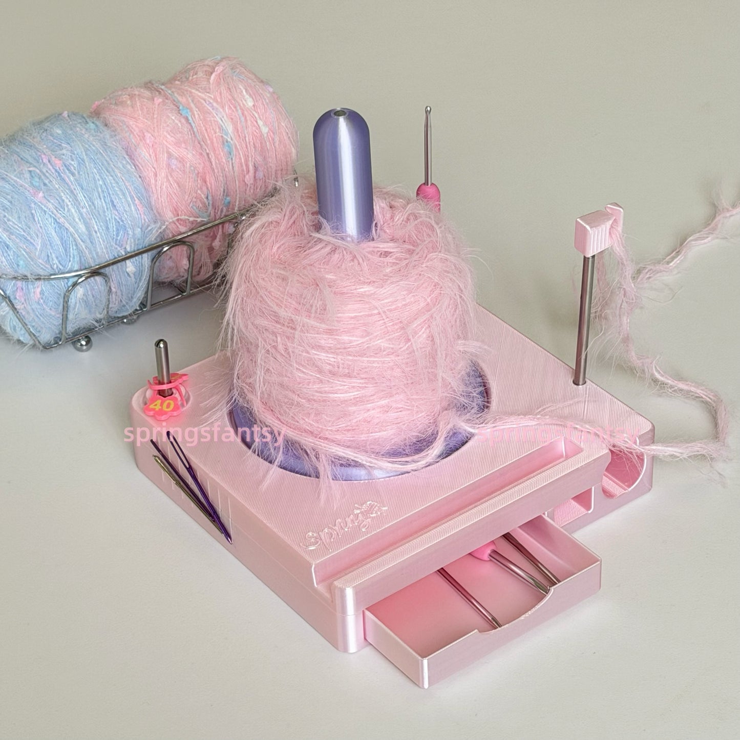 Shiny Portable Multi-Functional Yarn Spool Box