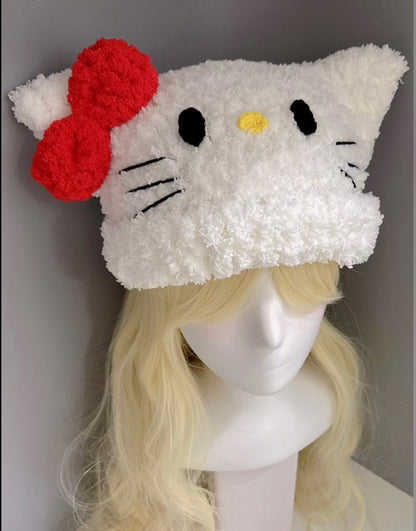 crocheted hellokitty hat