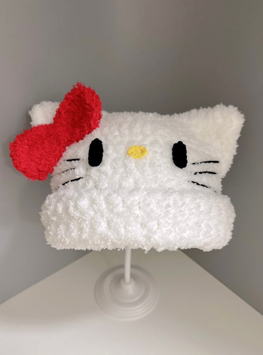 crocheted hellokitty hat